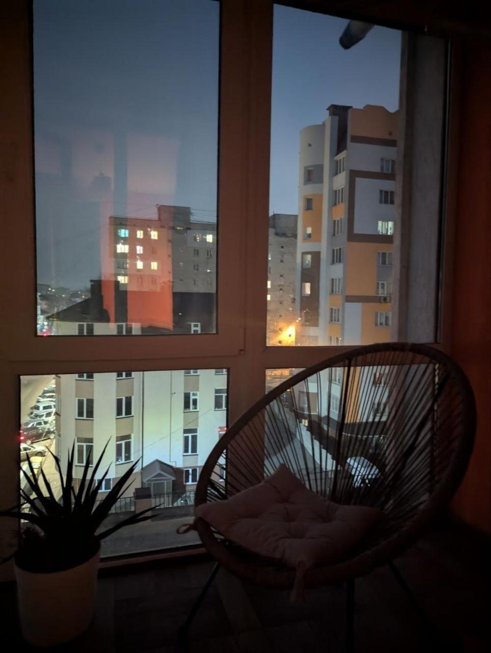 Apartmán 2-Кім Новобудова, Центр, Провулок Лапушкіна , 9 Khmelʼnytsʼkyy Exteriér fotografie